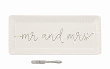 Load image into Gallery viewer, MUD PIE MR &amp; MRS HOSTESS TRAY SET