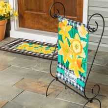 Load image into Gallery viewer, EVERGREEN DAFFODIL GARDEN GARDEN BURLAP FLAG