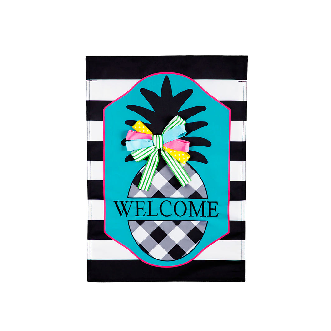 EVERGREEN BLACK AND WHITE PINEAPPLE GARDEN APPLIQUE FLAG