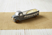 Load image into Gallery viewer, MUD PIE THANKFUL TRUCK CRACKER DISH