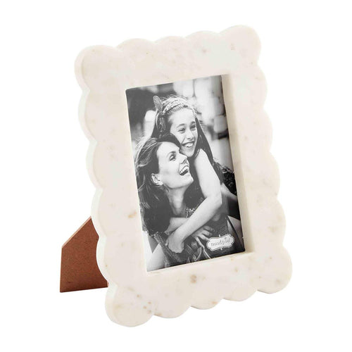 MUD PIE SMALL SCALLOPED MARBLE FRAME