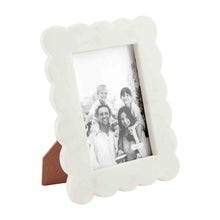 Load image into Gallery viewer, MUD PIE LARGE SCALLOPED MARBLE FRAME