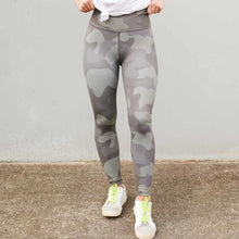 Load image into Gallery viewer, MUD PIE GREEN CAMO ZIGGY LEGGINGS