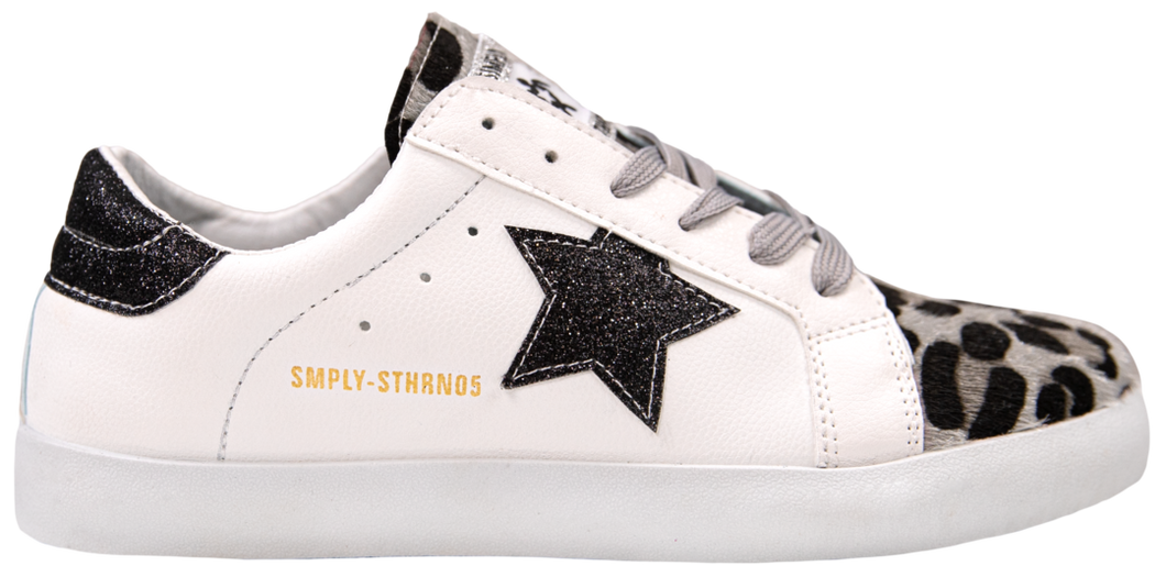 SIMPLY SOUTHERN COLLECTION FANCY LIKE SNEAKERS - LEO