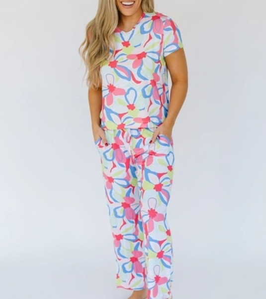 MARY SQUARE ALLI COLOR ME HAPPY LOUNGE PANTS SET – Prosperity Home