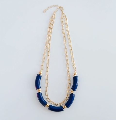 MICHELLE MCDOWELL HOLLY NAVY NECKLACE