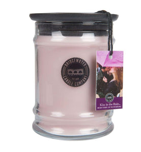 Bridgewater Candle Company Kiss in the Rain Small Jar Candle