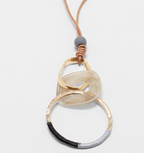 Load image into Gallery viewer, COCO &amp; CARMEN HORIZON NECKLACE