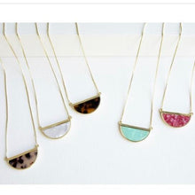 Load image into Gallery viewer, MICHELLE MCDOWELL HIGHLAND NECKLACE