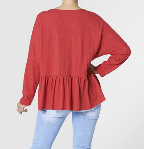 COCO & CARMEN RED BAILEY OVERSIZED TOP