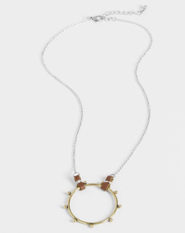 COCO & CARMEN VAL NECKLACE