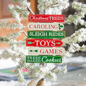 EVERGREEN PRINTED METAL HANGING HOLIDAY GARDEN SIGNS