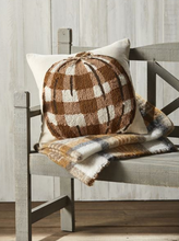 Load image into Gallery viewer, Mud Pie Check Pumpkin Hooked Pillow